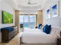 GRAND CAYMAN ISLANDS - BEACHCOMBER #40 PENTHOUSE - direct on SEVEN MILE BEACH - view of NORTH SOUND - 3 BED 3 BATH - MOVE-IN READY      