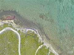 LITTLE CAYMAN 200 FT OF BEACHFRONT NORTH EAST FACING LAND